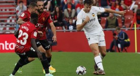 西甲联赛焦点战：马德里竞技2-1绝杀西班牙人，卡拉斯科立功勒马尔绝杀